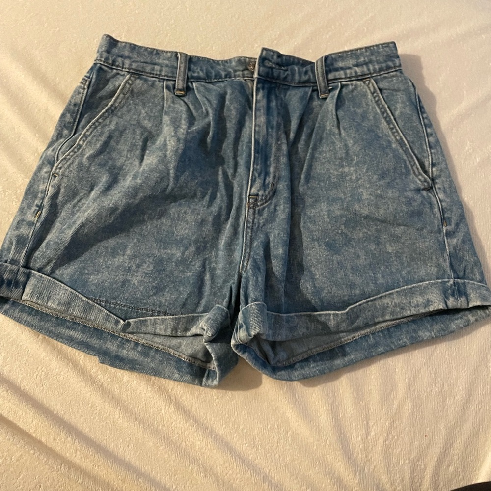 American Eagle Denim Mom Shorts